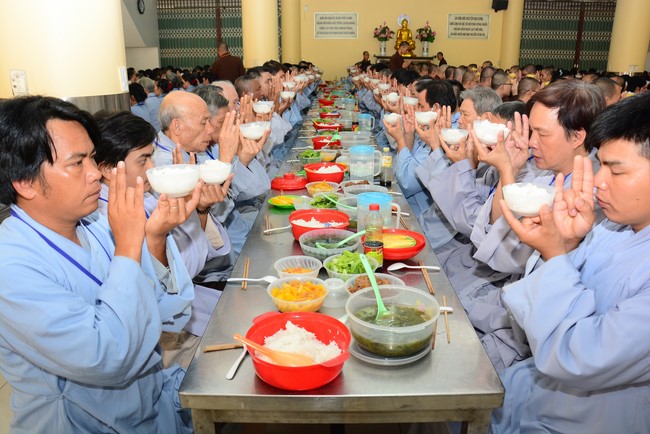 Dharma Talk “Peaceful place to stop ” – The 96th Seven-Day Retreat